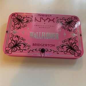 NYX Bridgerton Wallflower Blush Palette in Pink